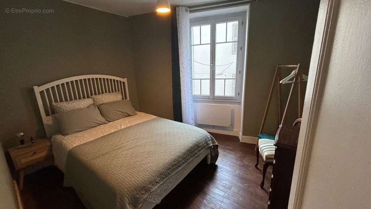 Maison à MONTMORILLON