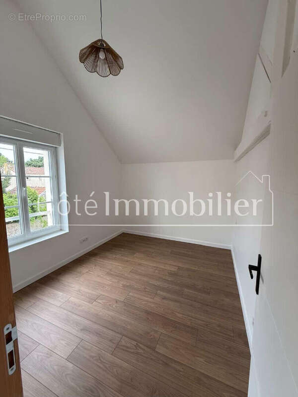 Maison T3 rénovée avec goût-Centre & plage à pied - photo 10
