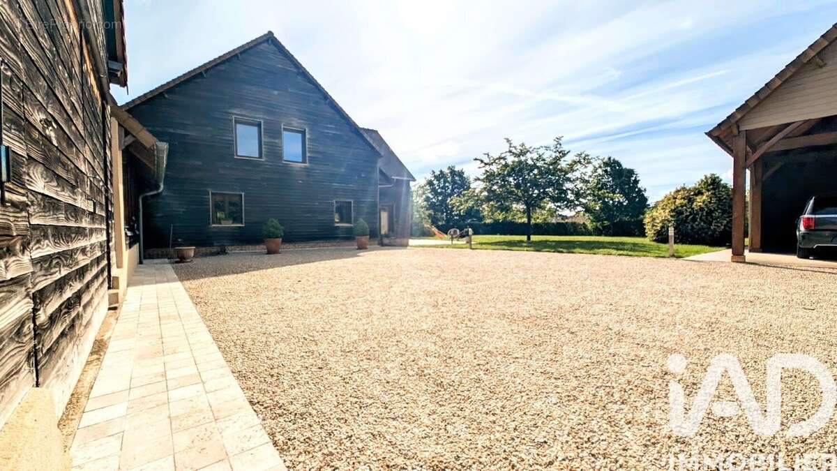 Photo 9 - Maison à SAVIGNE-L'EVEQUE