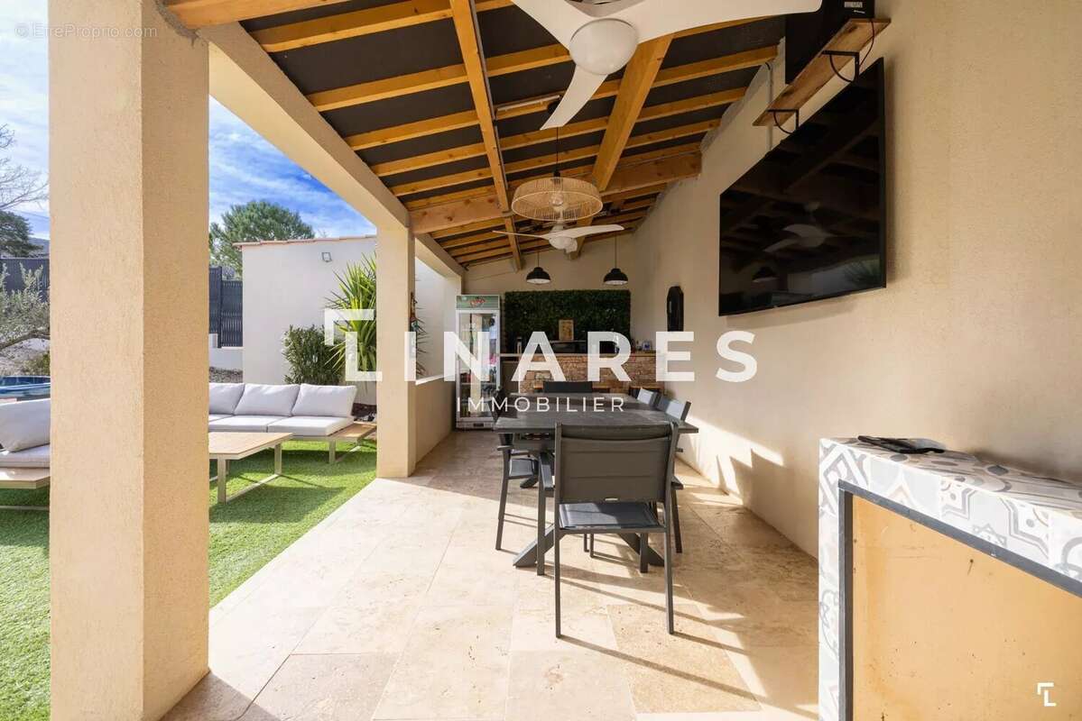 Maison à PLAN-D'AUPS-SAINTE-BAUME