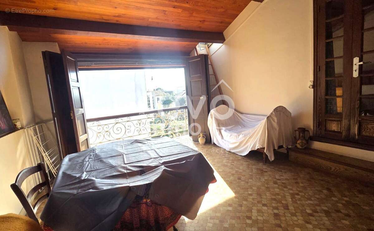 ST PARGOIRE : Maison de village avec garage, loggia de 20 m², 3 chambres, excellente restauration - photo 10