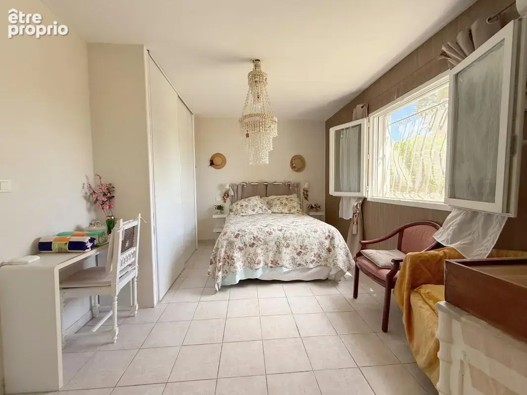 Maison 199 m² à Aigues-Vives  - photo 9