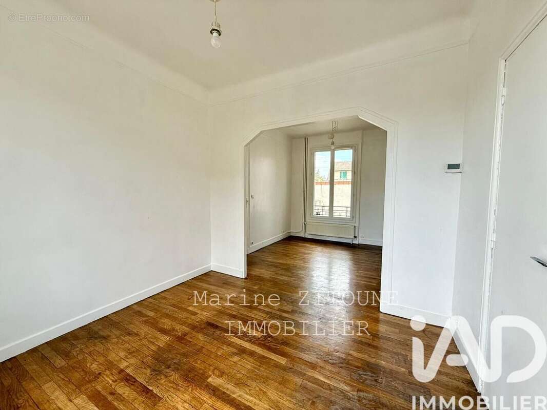 Photo 2 - Maison à VILLENEUVE-LE-ROI