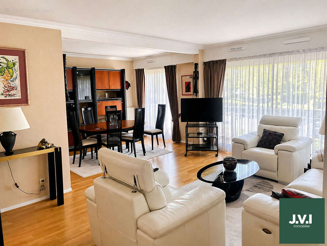 Appartement à MARGENCY