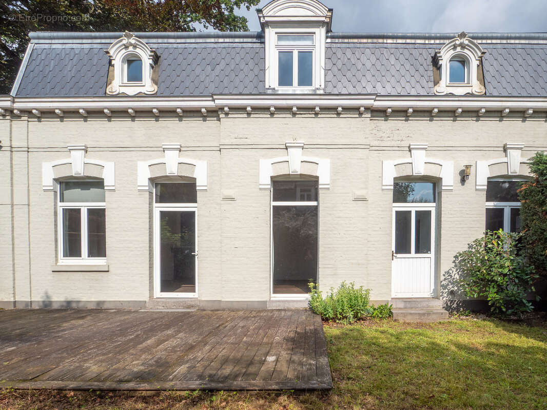 Maison à SAINGHIN-EN-MELANTOIS