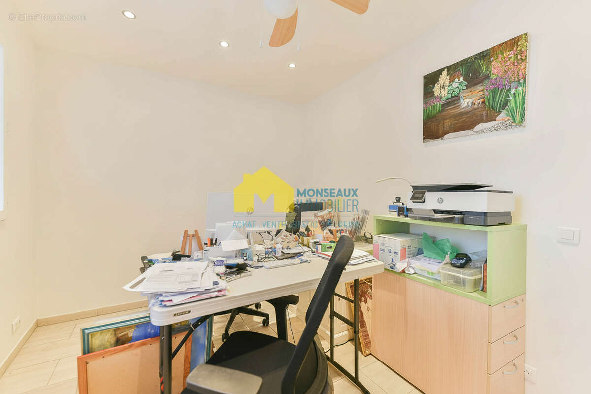 Maison à LINAS