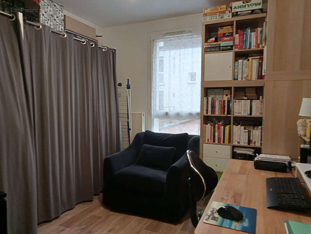 Appartement à JAUX