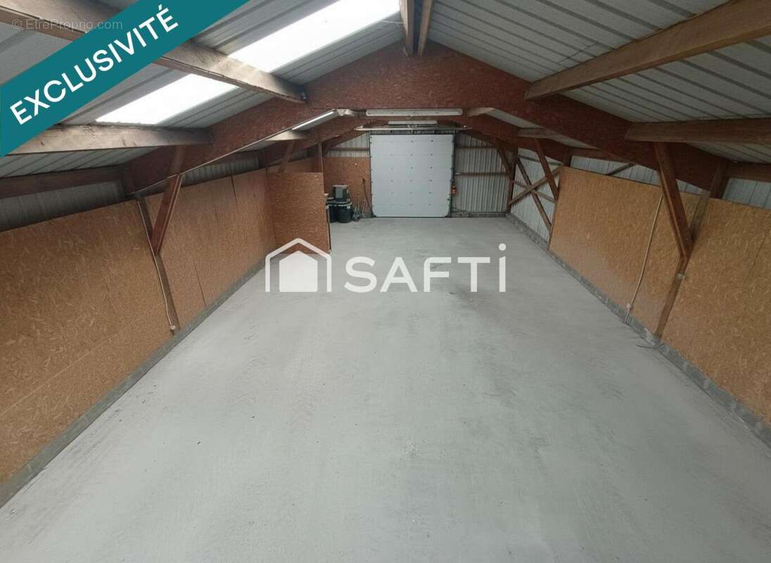 Photo 9 - Commerce à JANS