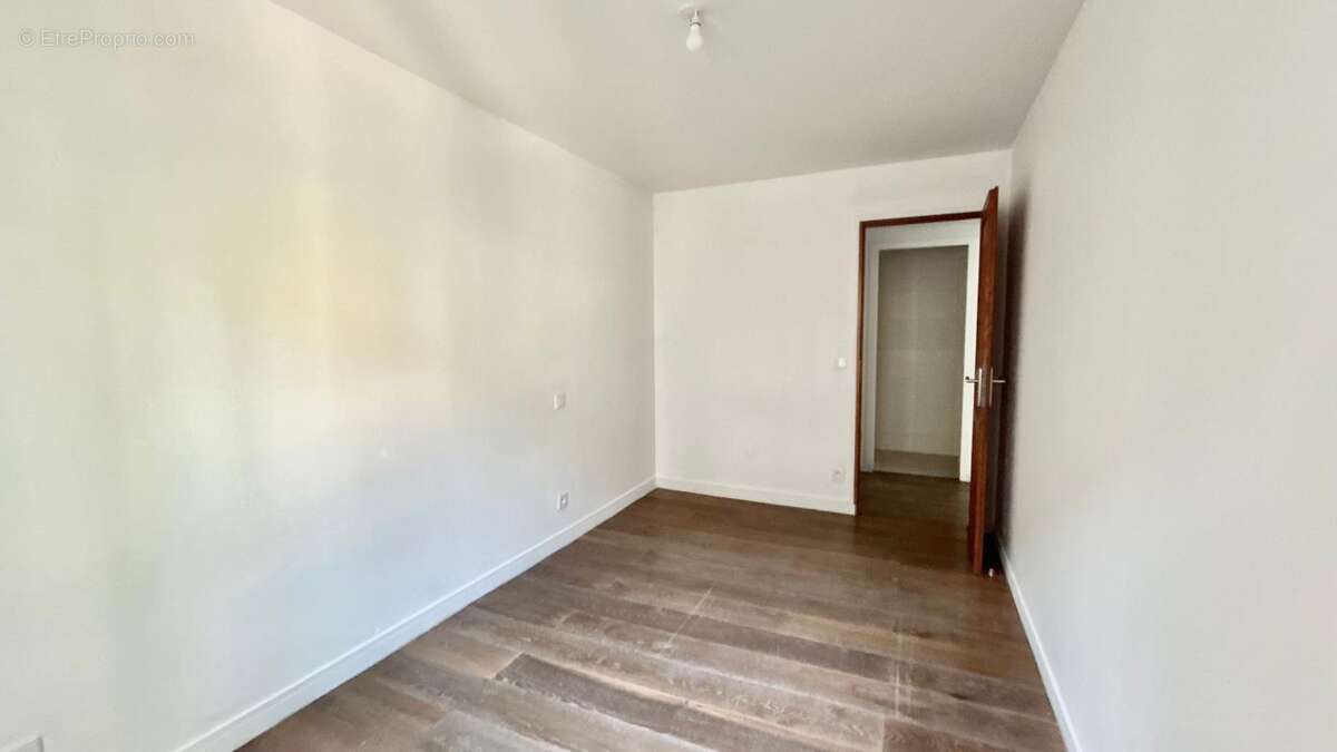 Appartement À Vendre - photo 5