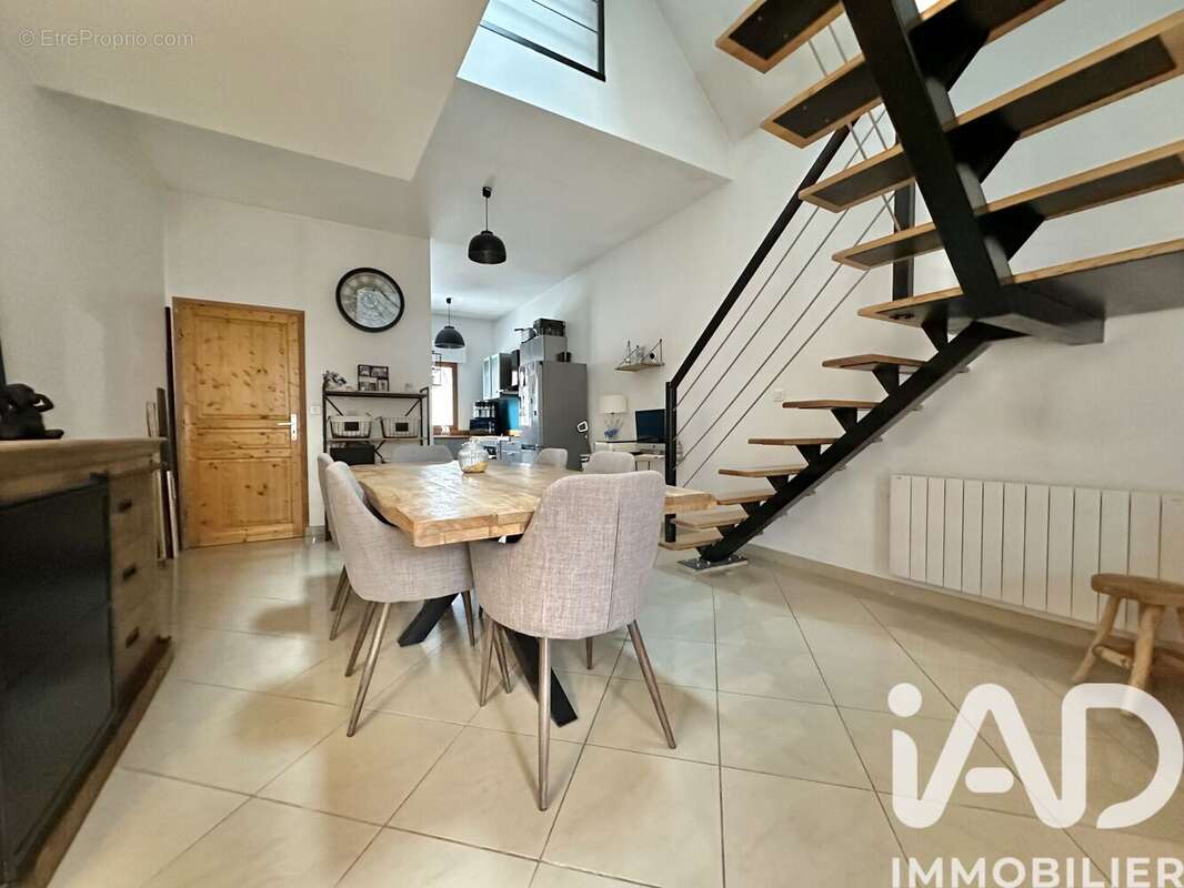 Photo 2 - Maison à HALLENNES-LEZ-HAUBOURDIN