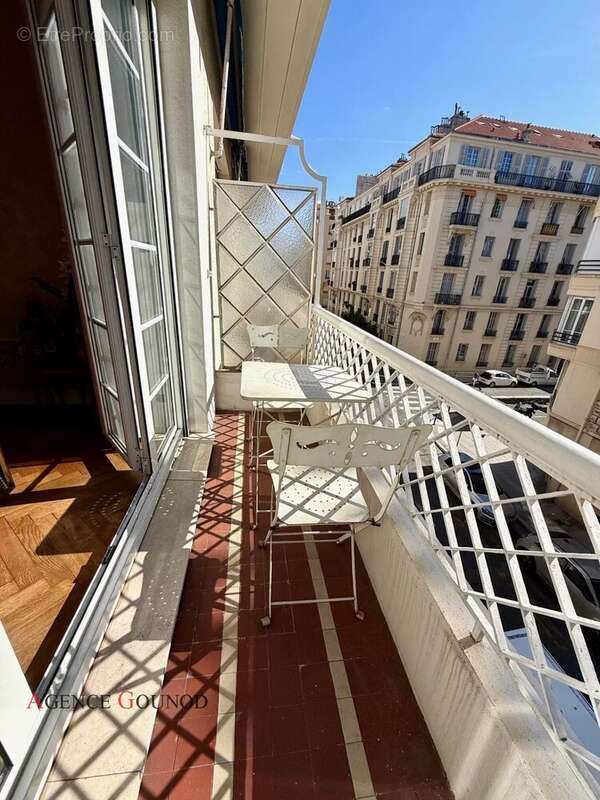Appartement à NICE
