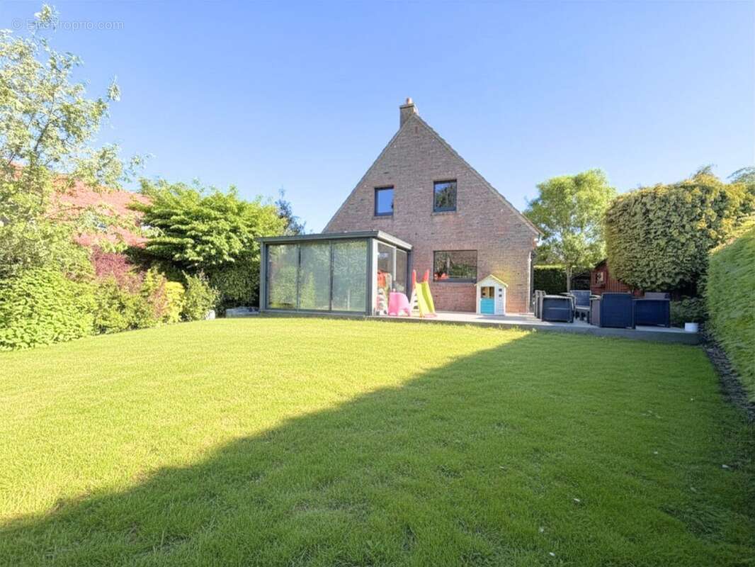 Maison à CROIX
