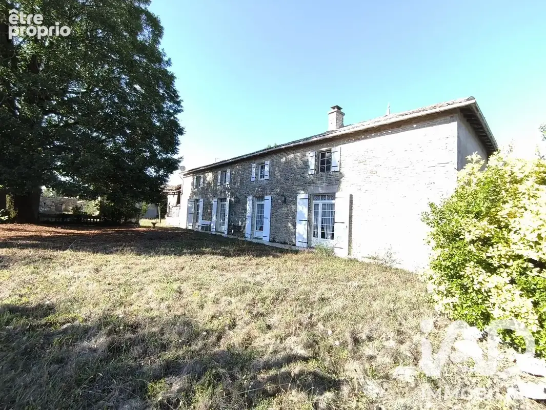 Photo 1 - Maison à LEZAY