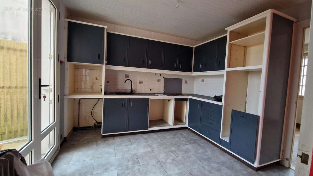 Maison à SAINT-JULIEN-DE-CONCELLES