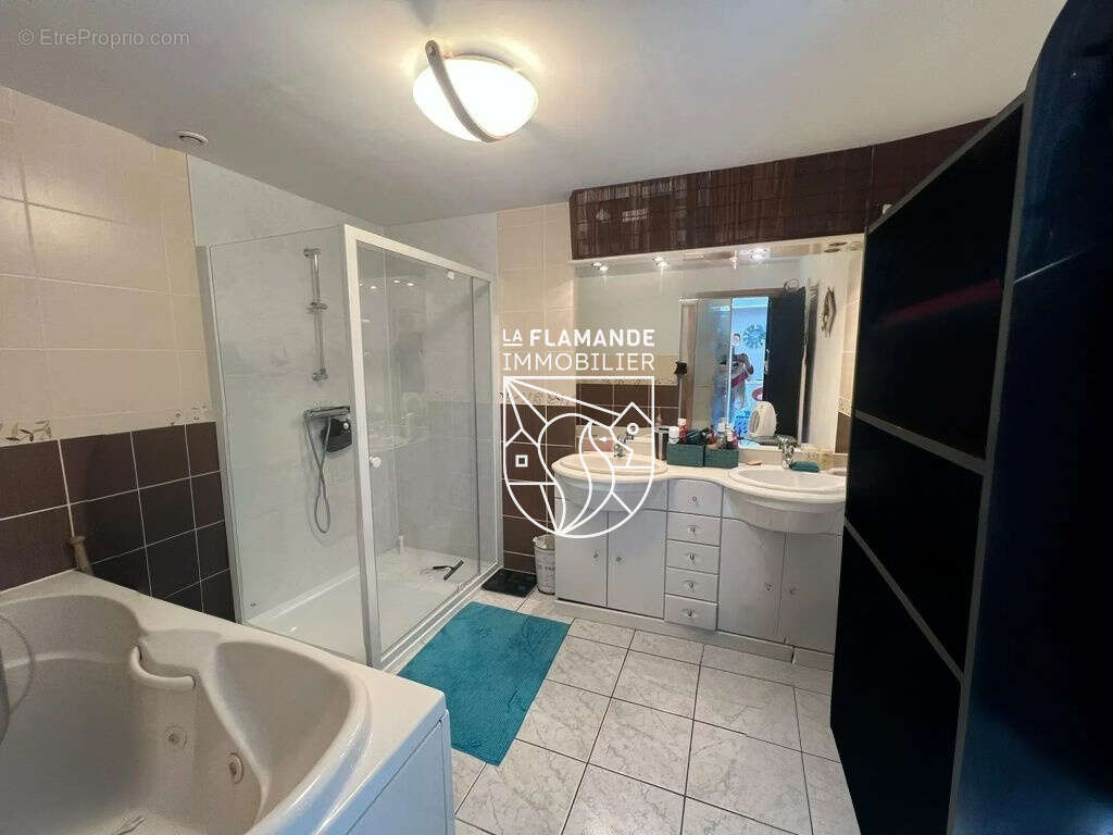 Maison à HAZEBROUCK