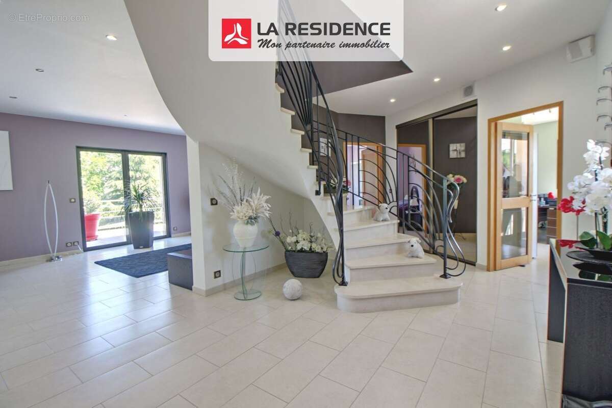 Maison 281 m² à Moisson  - photo 7