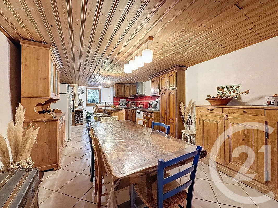 Appartement à TANINGES