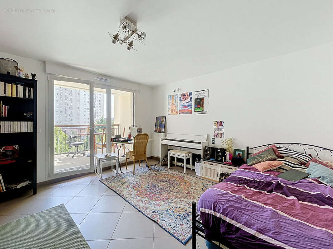 Appartement à CHATILLON