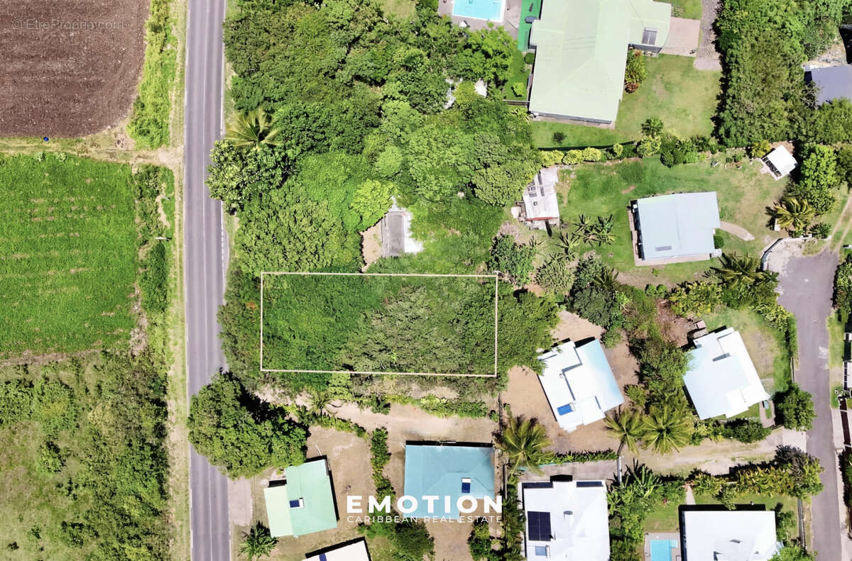 Terrain à SAINT-FRANCOIS