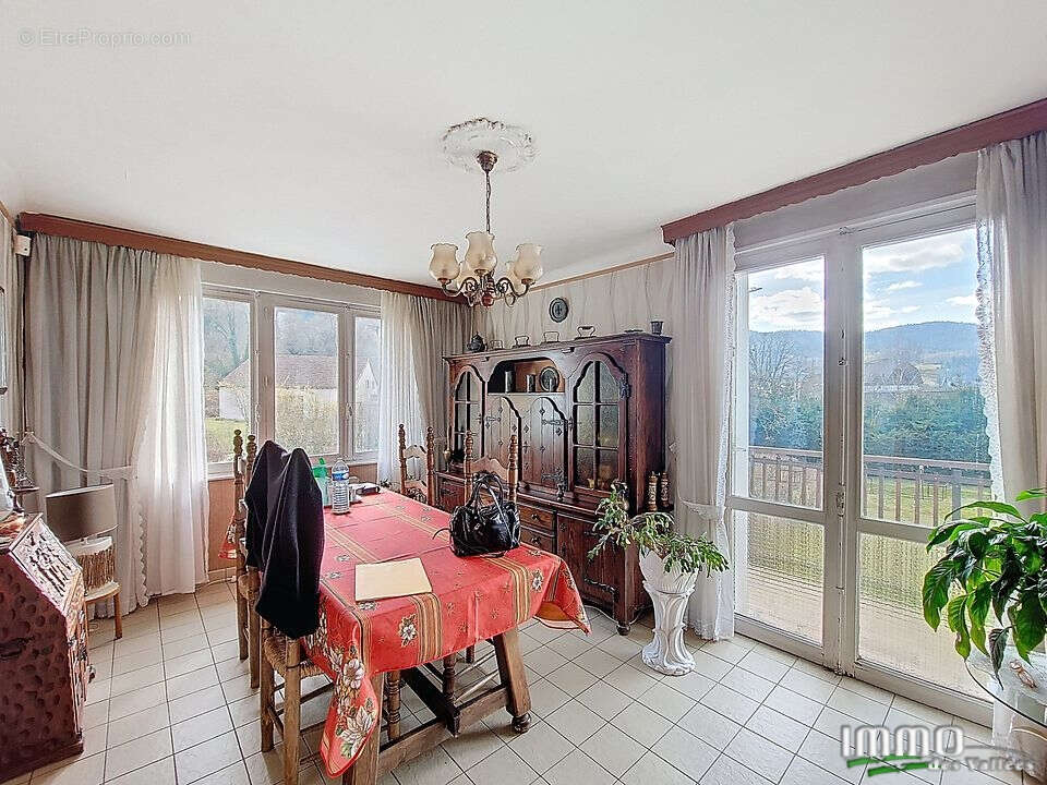 Maison à SAINT-MAURICE-SUR-MOSELLE
