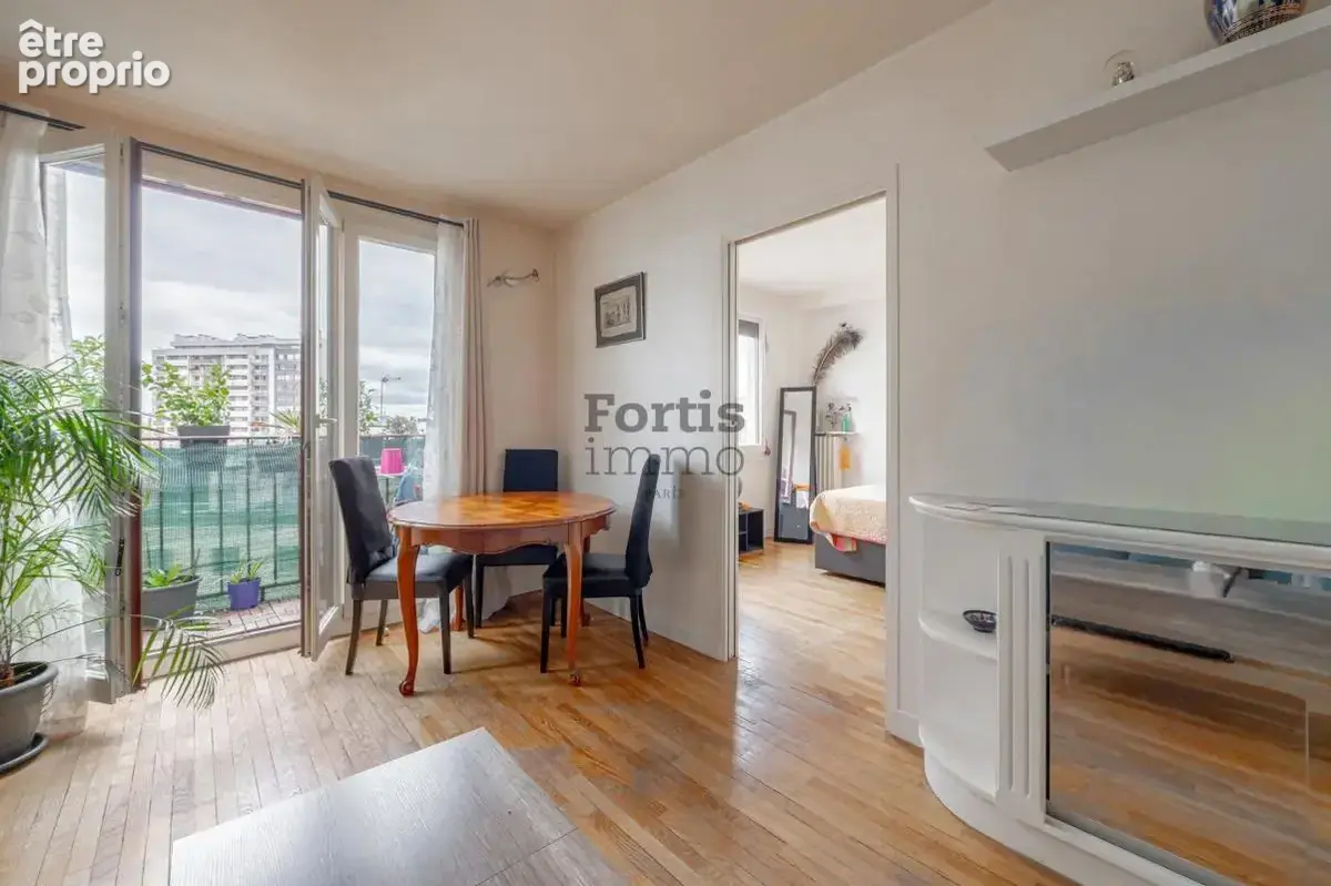 Paris 20 - gambetta - 4p etage eleve balcon vue degagee - photo 4