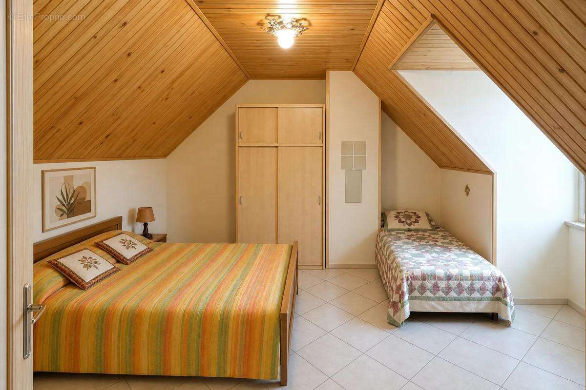 Maison à MOREE