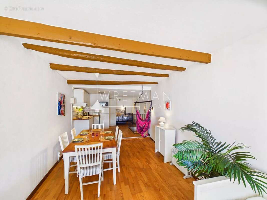 Appartement à MENTON