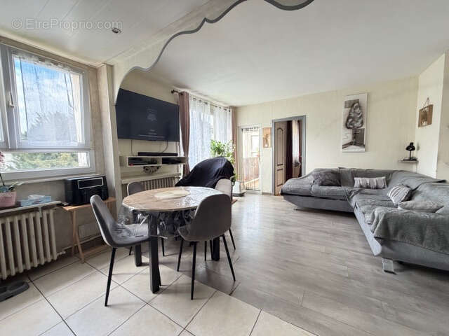 Appartement à MITRY-MORY