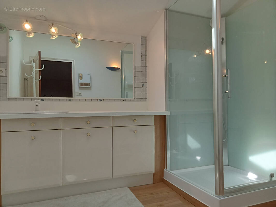 Maison à VENANSAULT