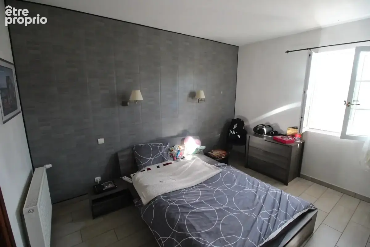 Maison de 3 chambres avec piscine, 6 hectares de terrain et installations équestres - photo 8