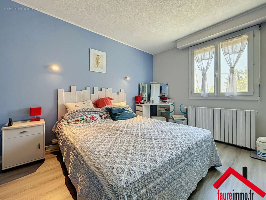 Maison à TERRASSON-LAVILLEDIEU