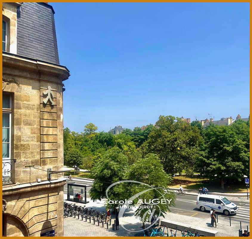 Appartement à BORDEAUX