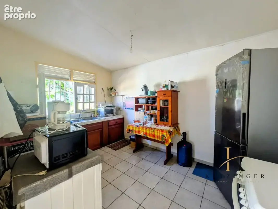 Maison 6 pièces 80 m² à vendre à Basse-Terre (97100) - photo 3