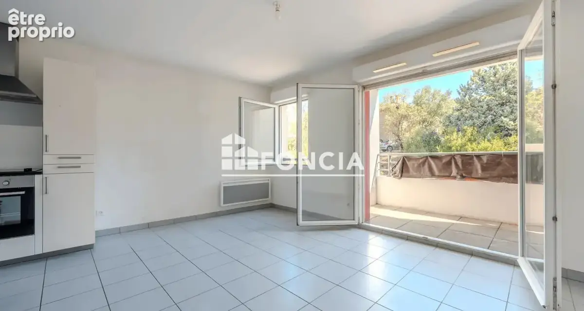 Appartement t3 avec terrasse et parking - photo 3