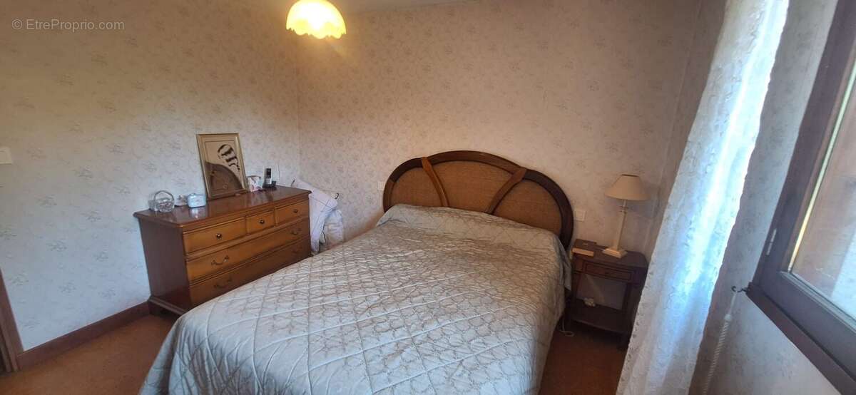 Chambre 1 Masseube 32 - Maison à MASSEUBE