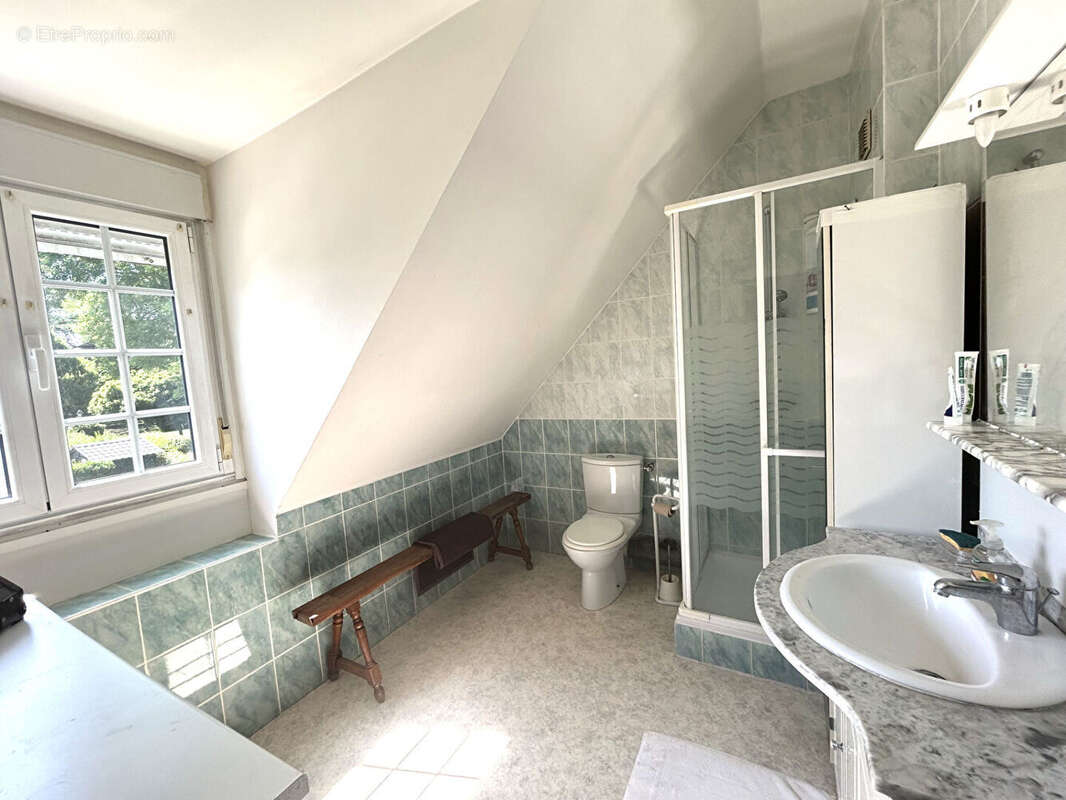 Maison à VERT-SAINT-DENIS