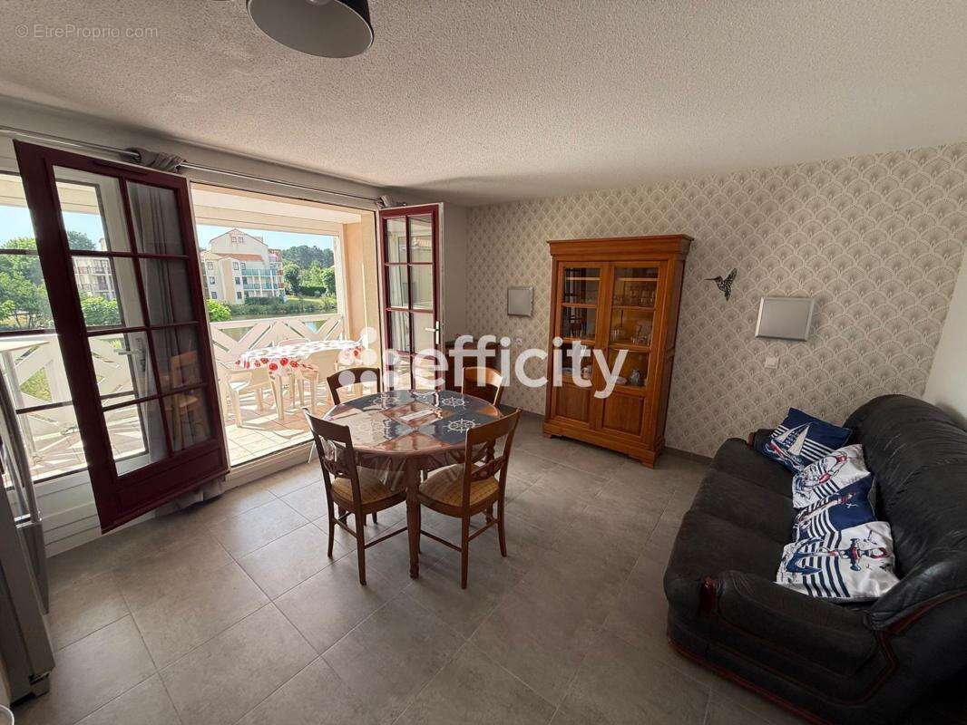 Appartement à TALMONT-SAINT-HILAIRE