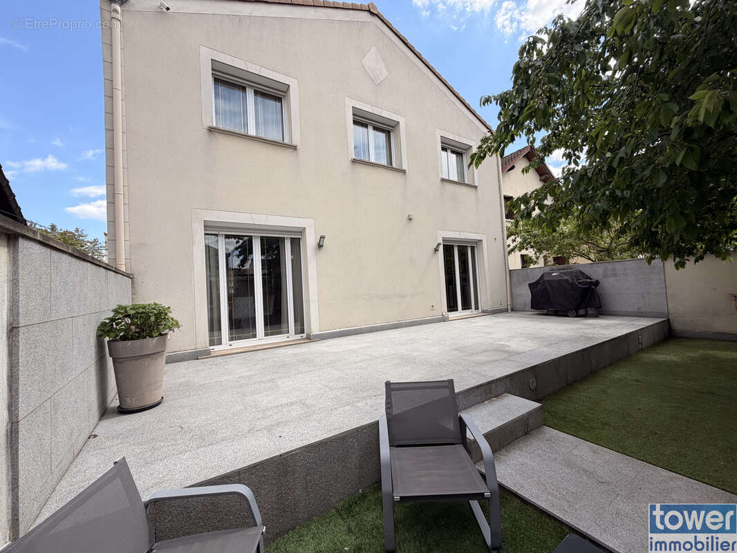 Maison à DRANCY