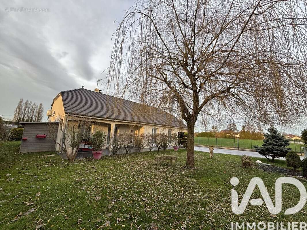 Photo 2 - Maison à SAINT-THIBAULT