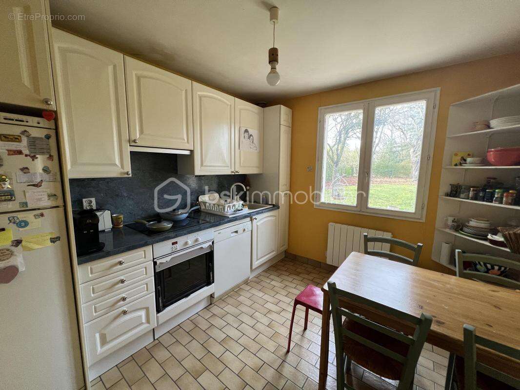 Maison de 115 m2 avec jardin de 1000m2 environ - photo 4