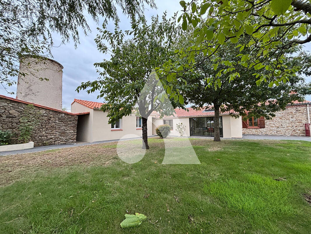 Maison à LA VARENNE