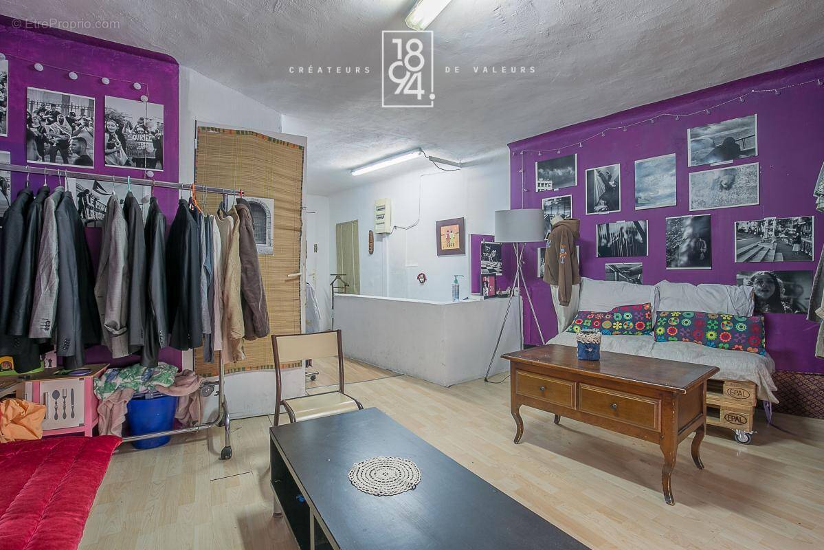 Commerce à MARSEILLE-1E