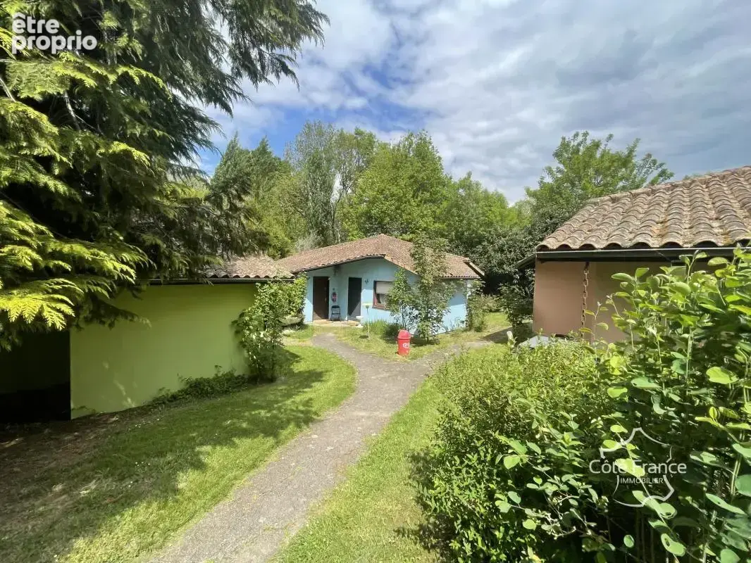 À vendre   hôtel-restaurant mur & fonds avec terrasse et pis - photo 18