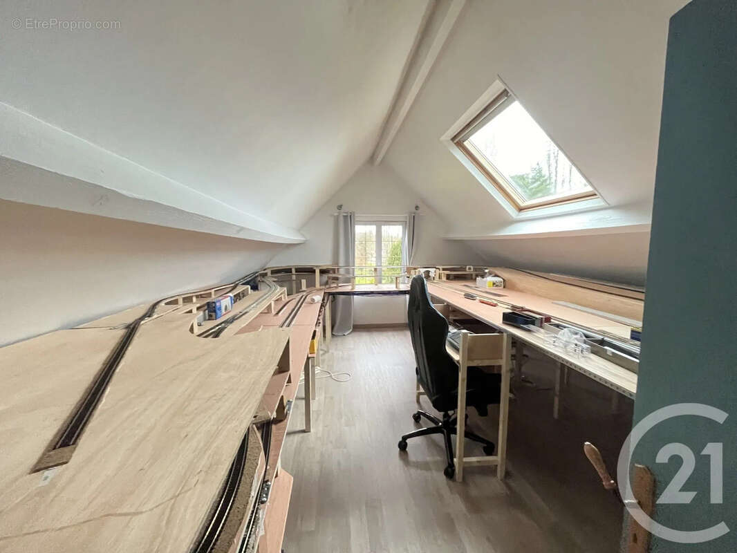 Maison à LA CHAPELLE-REANVILLE