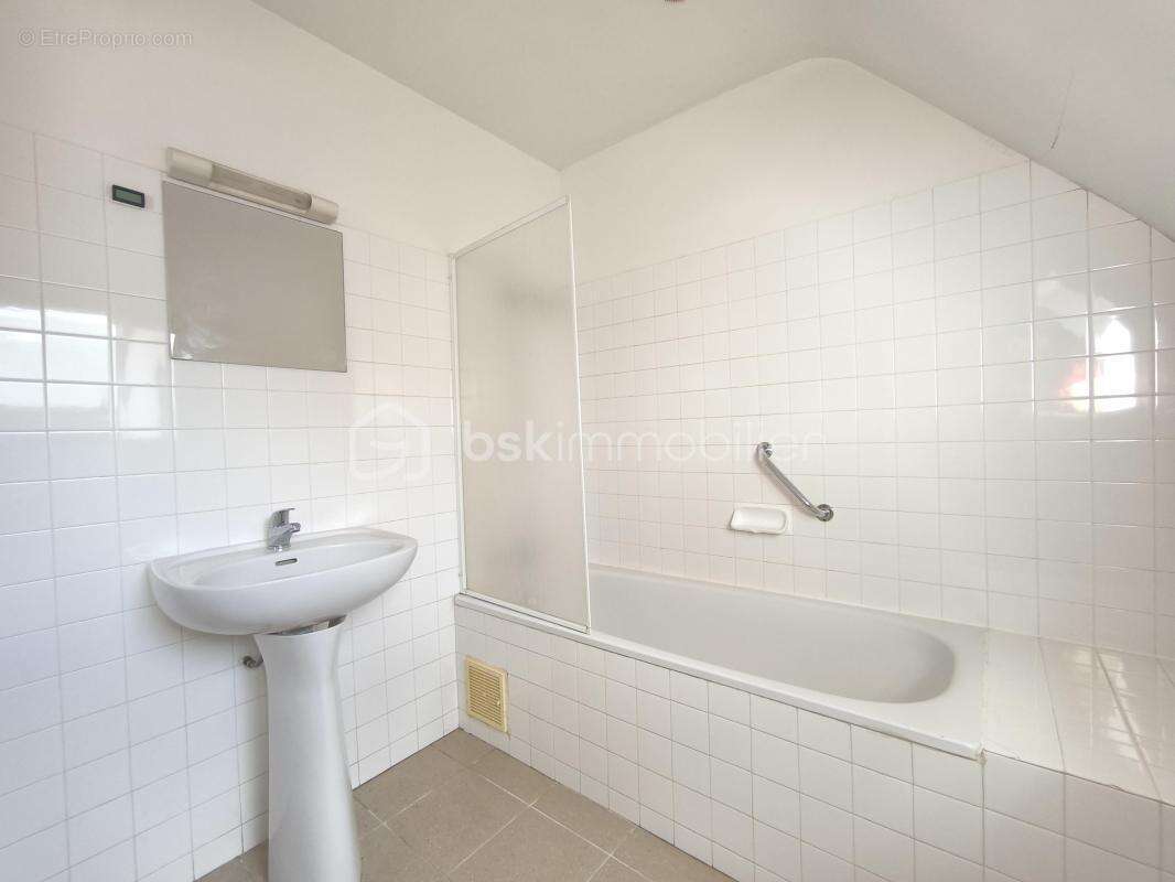 Appartement T3 - Jardin - Stationnement privé - photo 16