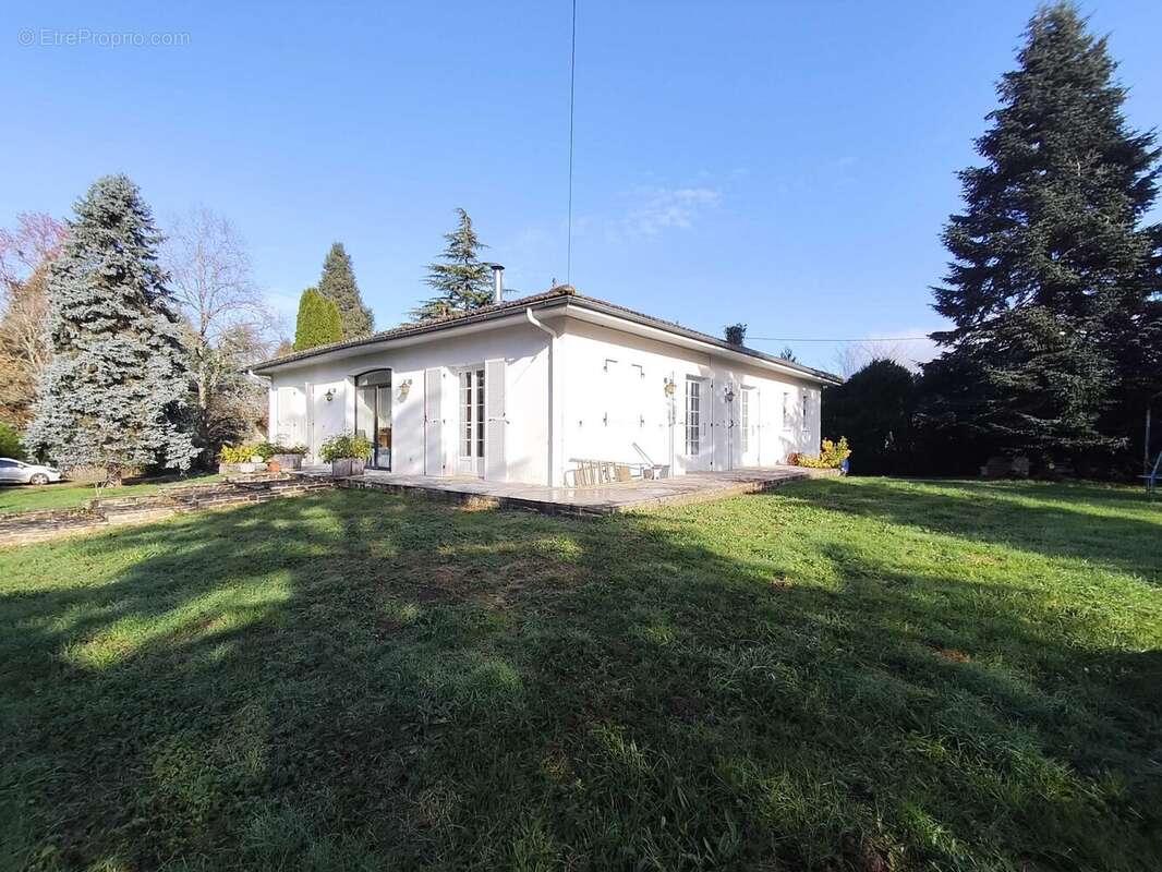 Maison à MONTEMBOEUF