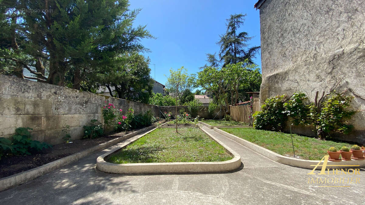 Maison à BRANTOME