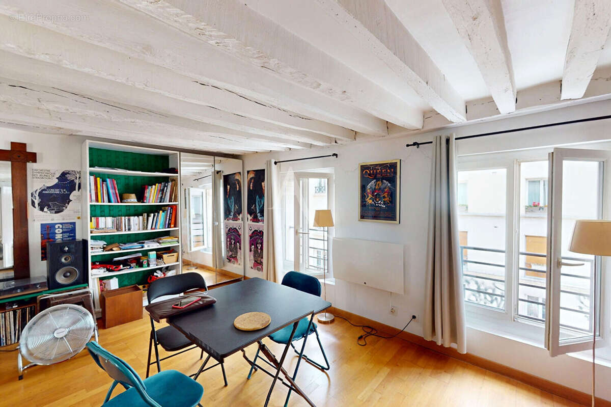EXCLUSIVITE - Studio rue du Faubourg du Temple en très bon état ! - photo 8