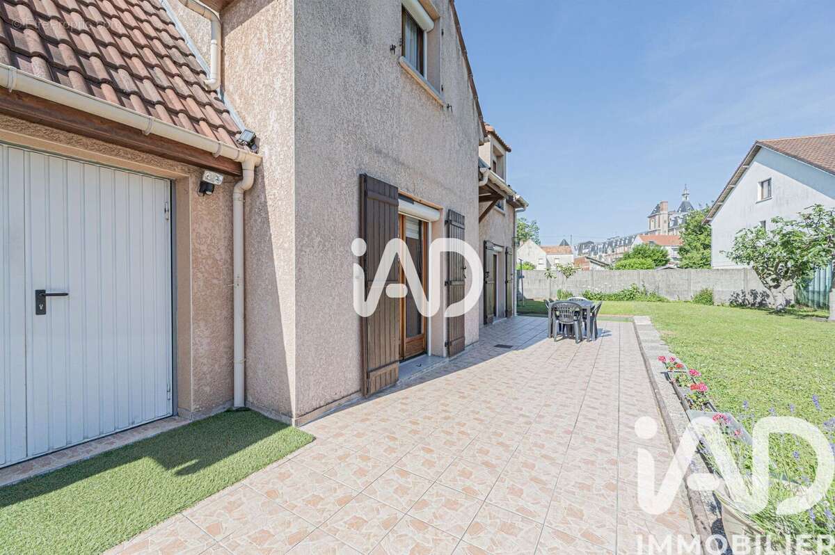 Photo 2 - Maison à VILLEPINTE