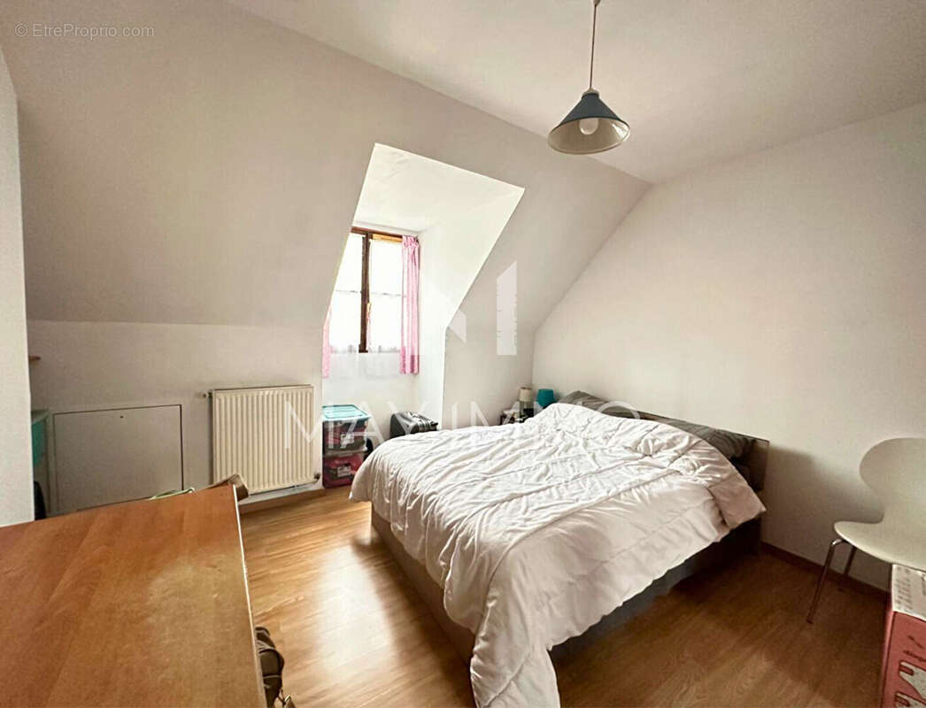 Maison à VIRY-CHATILLON